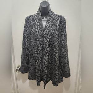 JM Collection Black & Gray Leopard Print Blazer